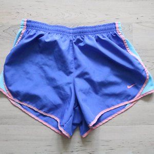 Nike Girls Tempo Shorts Size L